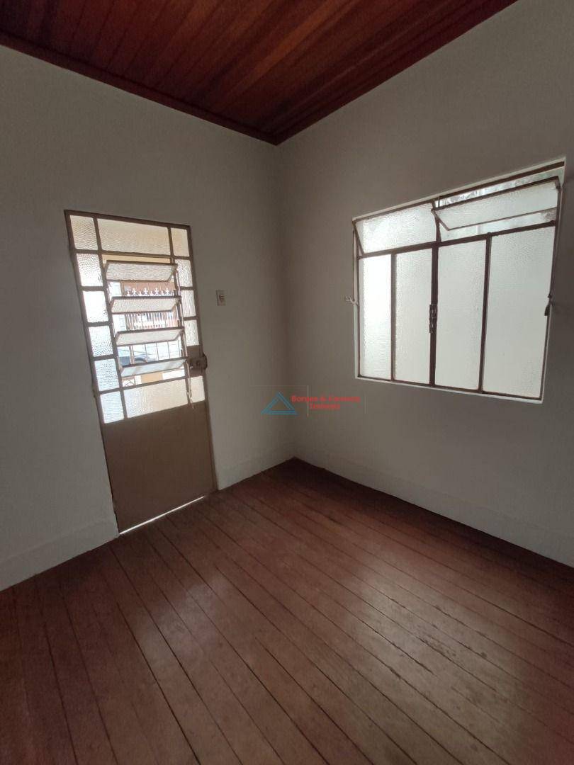 Casa à venda com 2 quartos, 99m² - Foto 4