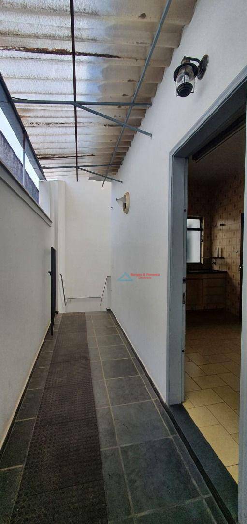 Casa à venda com 5 quartos, 275m² - Foto 24