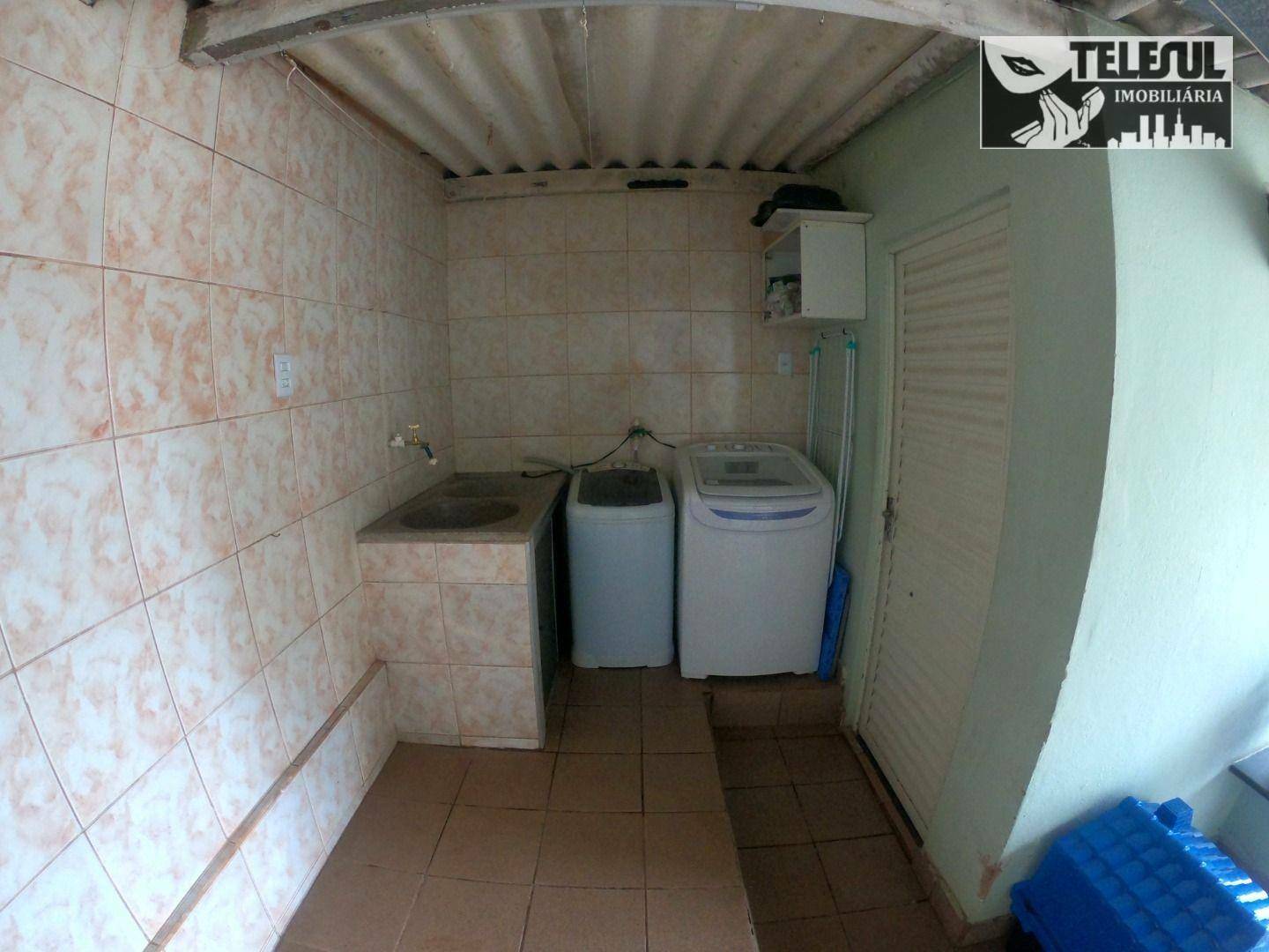 Casa à venda com 5 quartos, 250m² - Foto 24