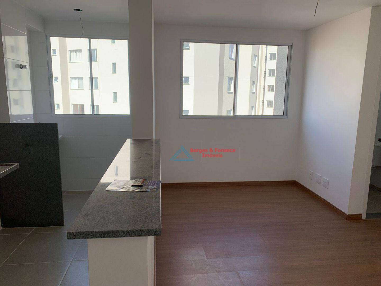 Apartamento para alugar com 2 quartos, 50m² - Foto 3