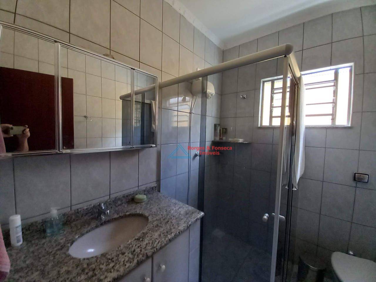 Casa à venda com 3 quartos, 230m² - Foto 10