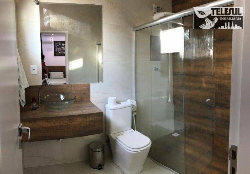 Casa à venda com 3 quartos, 250m² - Foto 11