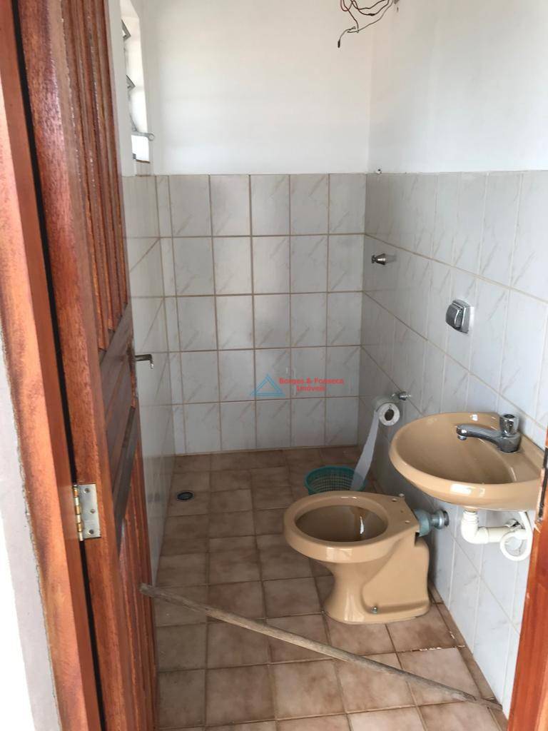 Casa à venda com 4 quartos, 250m² - Foto 24