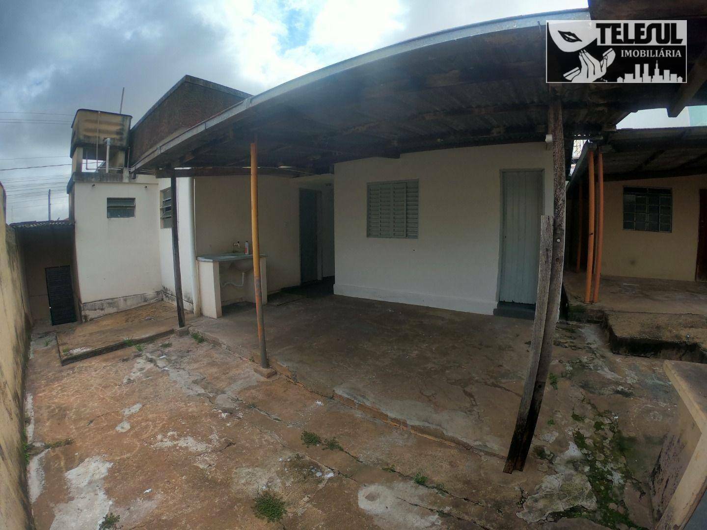 Casa à venda com 3 quartos, 215m² - Foto 9