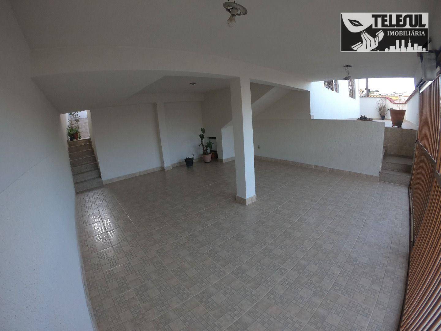 Casa à venda com 4 quartos, 225m² - Foto 13