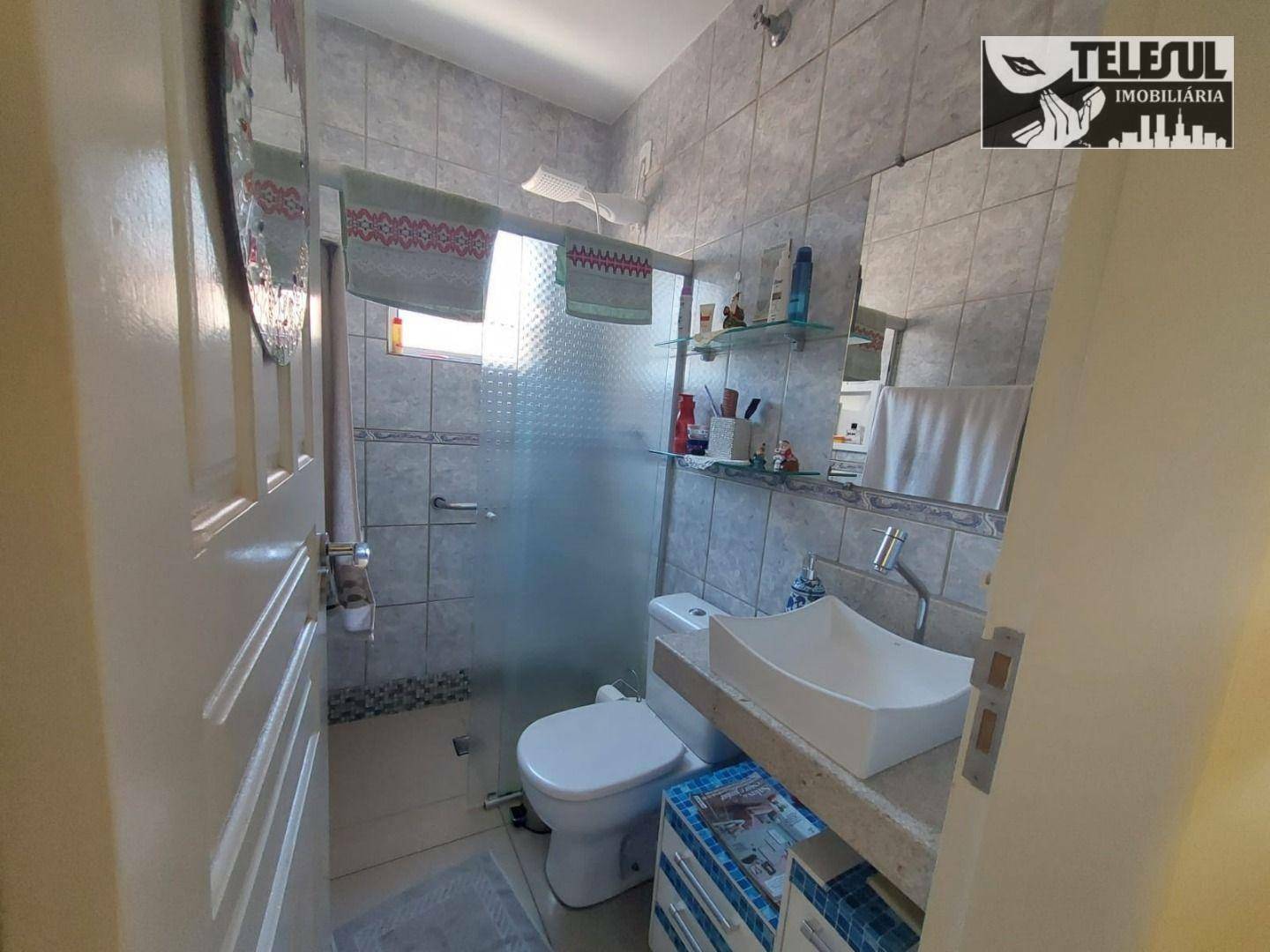 Casa à venda com 2 quartos, 250m² - Foto 15