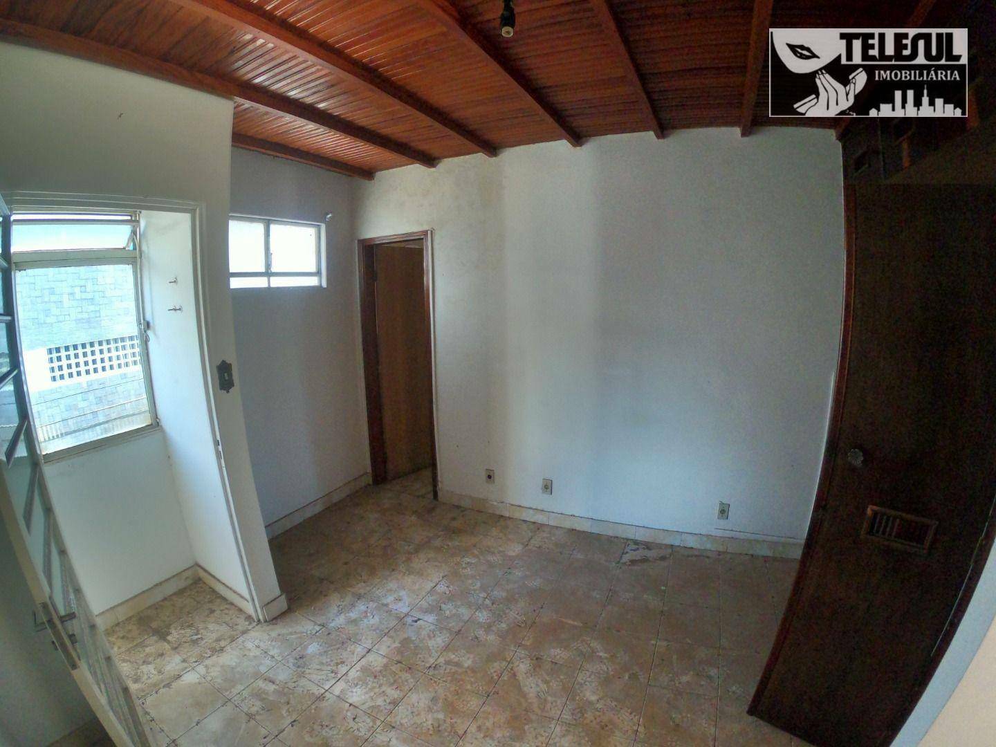 Casa à venda com 4 quartos, 201m² - Foto 10