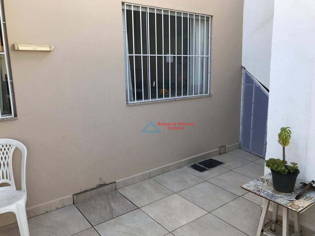 Apartamento à venda com 2 quartos, 64m² - Foto 5