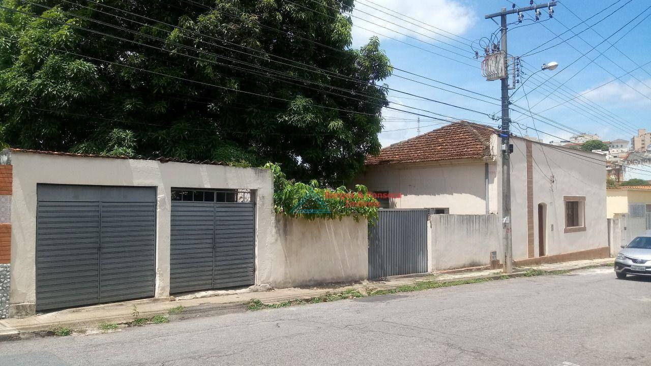 Casa à venda com 3 quartos, 952m² - Foto 4