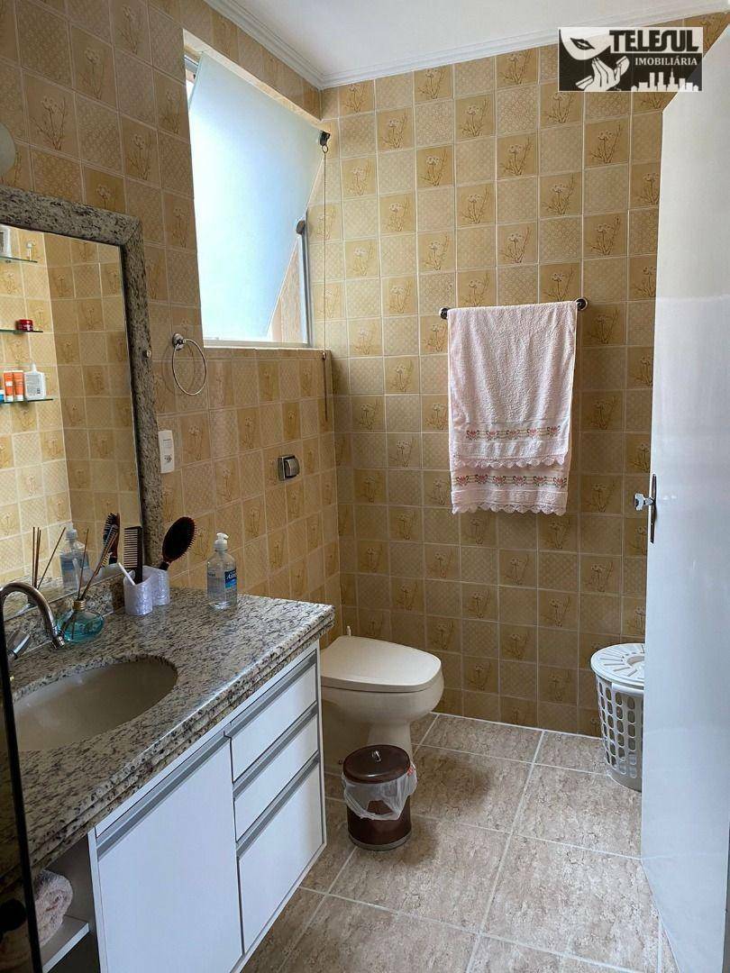 Apartamento à venda com 3 quartos, 151m² - Foto 19