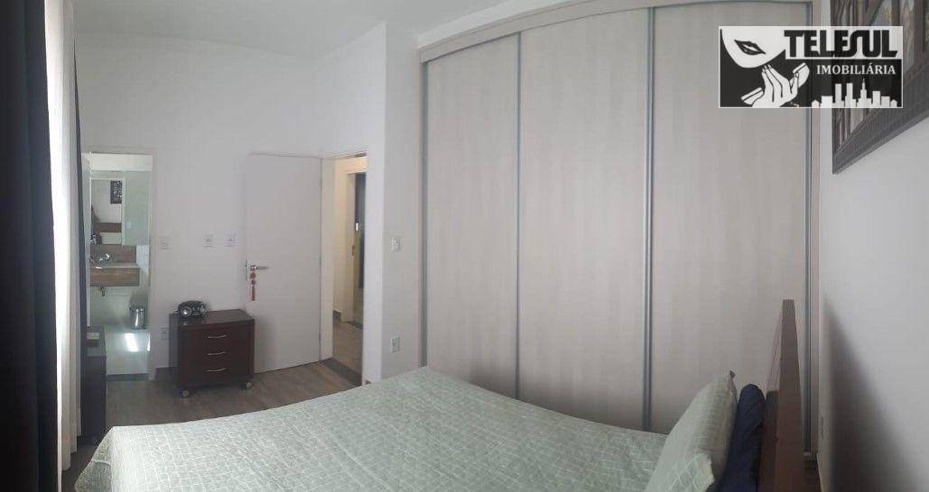 Casa à venda com 3 quartos, 250m² - Foto 10