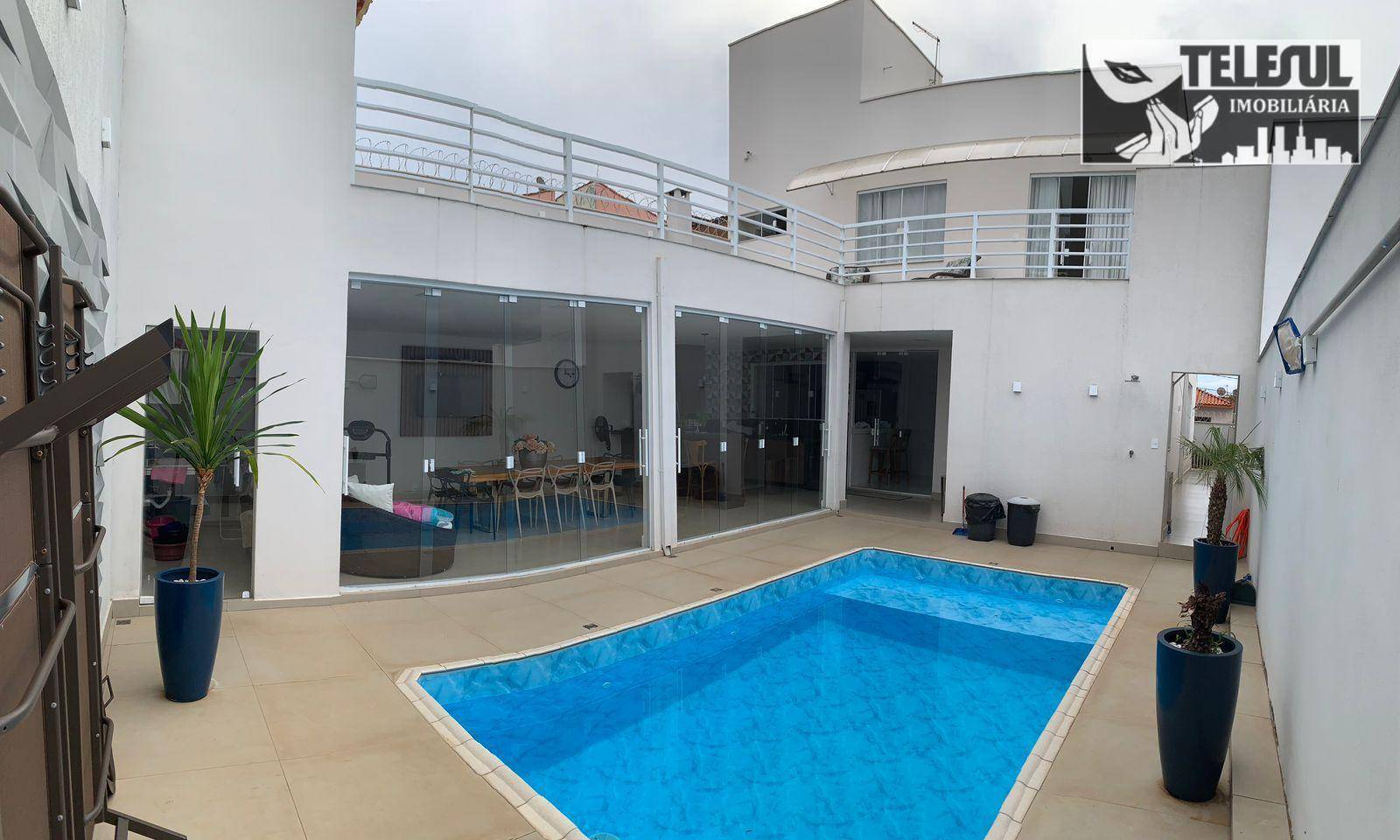 Casa à venda com 3 quartos, 300m² - Foto 21