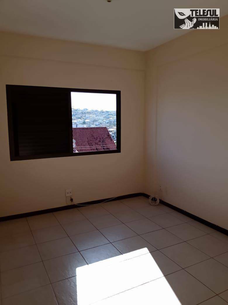 Apartamento à venda com 3 quartos - Foto 9