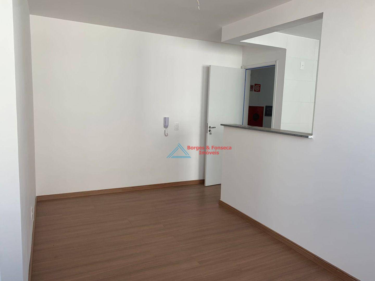 Apartamento para alugar com 2 quartos, 50m² - Foto 2