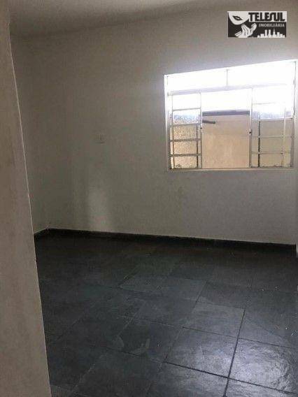 Casa à venda com 3 quartos, 150m² - Foto 3