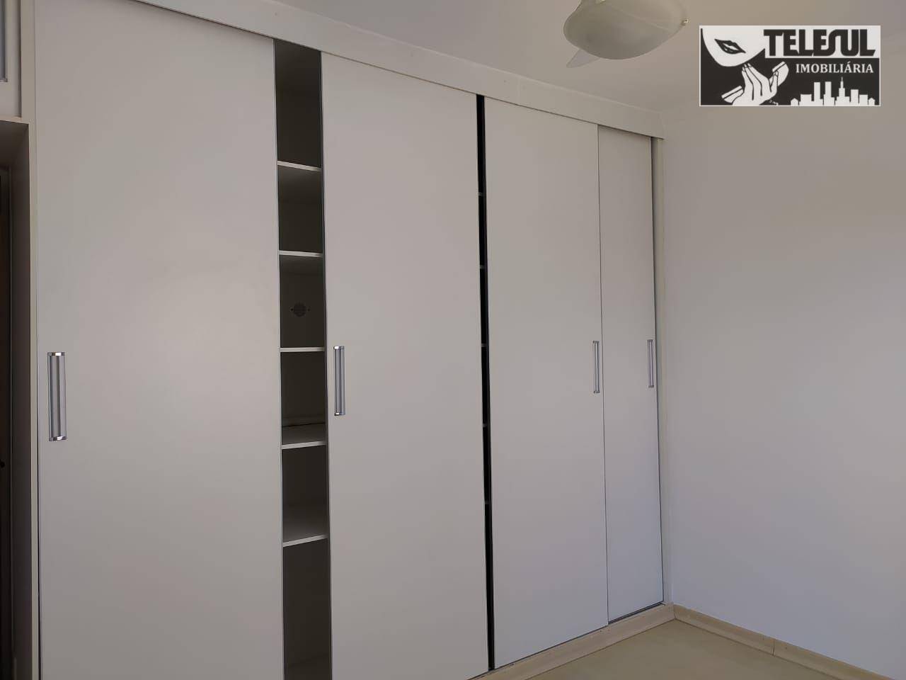 Casa à venda com 3 quartos, 250m² - Foto 17