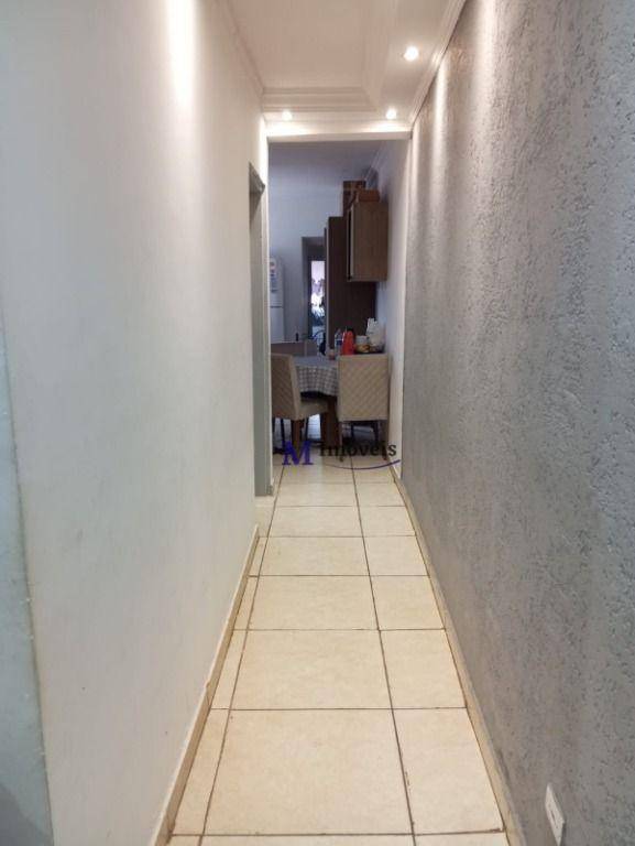 Casa à venda com 6 quartos, 120m² - Foto 15