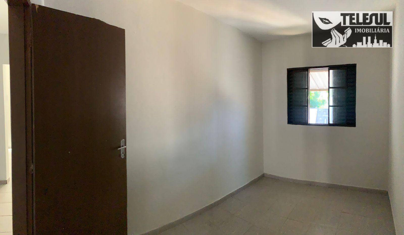 Casa à venda com 3 quartos, 287m² - Foto 4