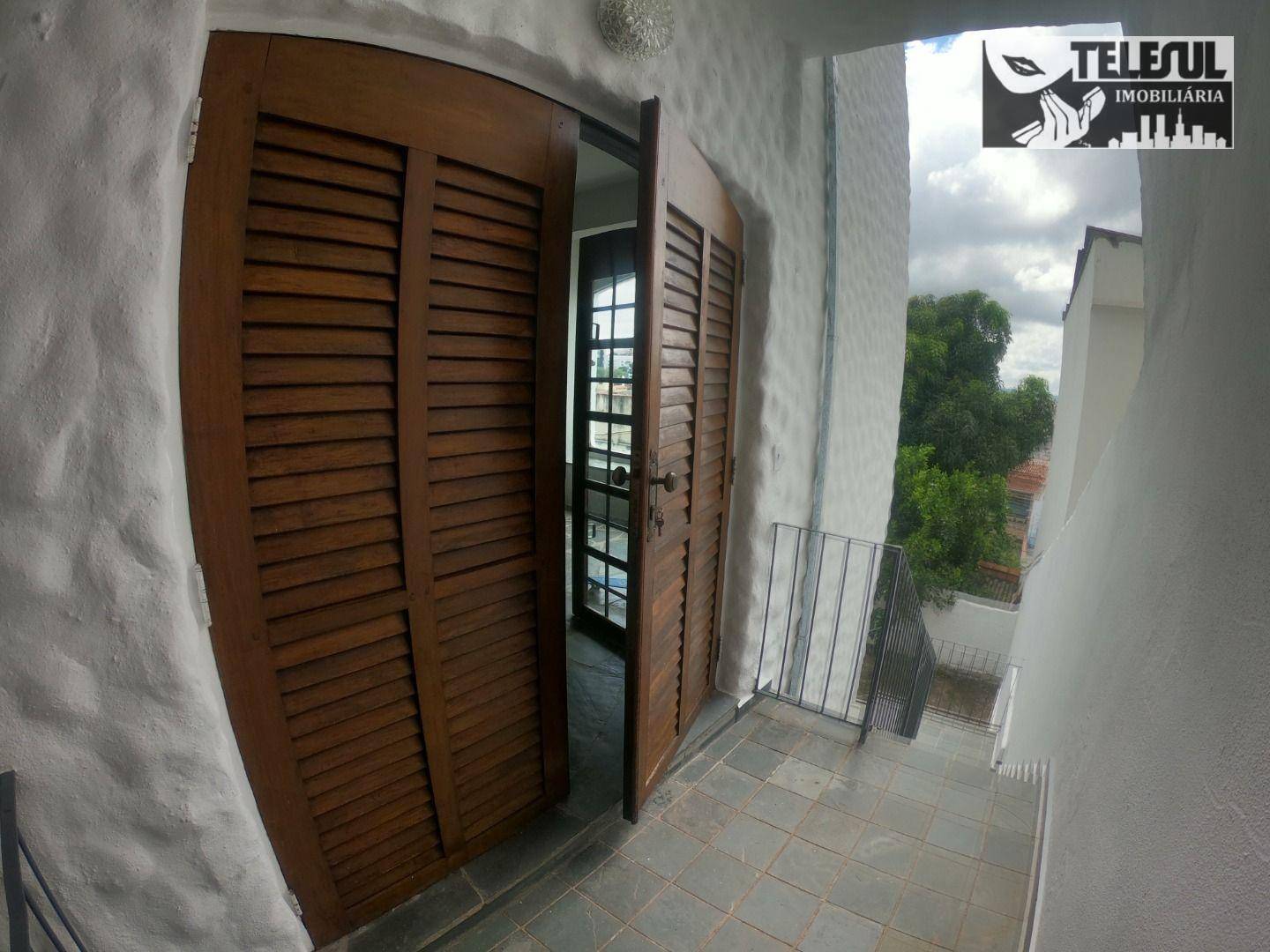 Casa à venda com 5 quartos, 303m² - Foto 20