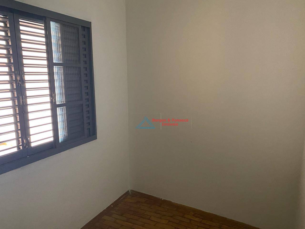 Casa à venda com 3 quartos, 171m² - Foto 8