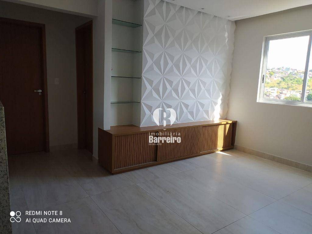 Apartamento à venda com 2 quartos, 82m² - Foto 1