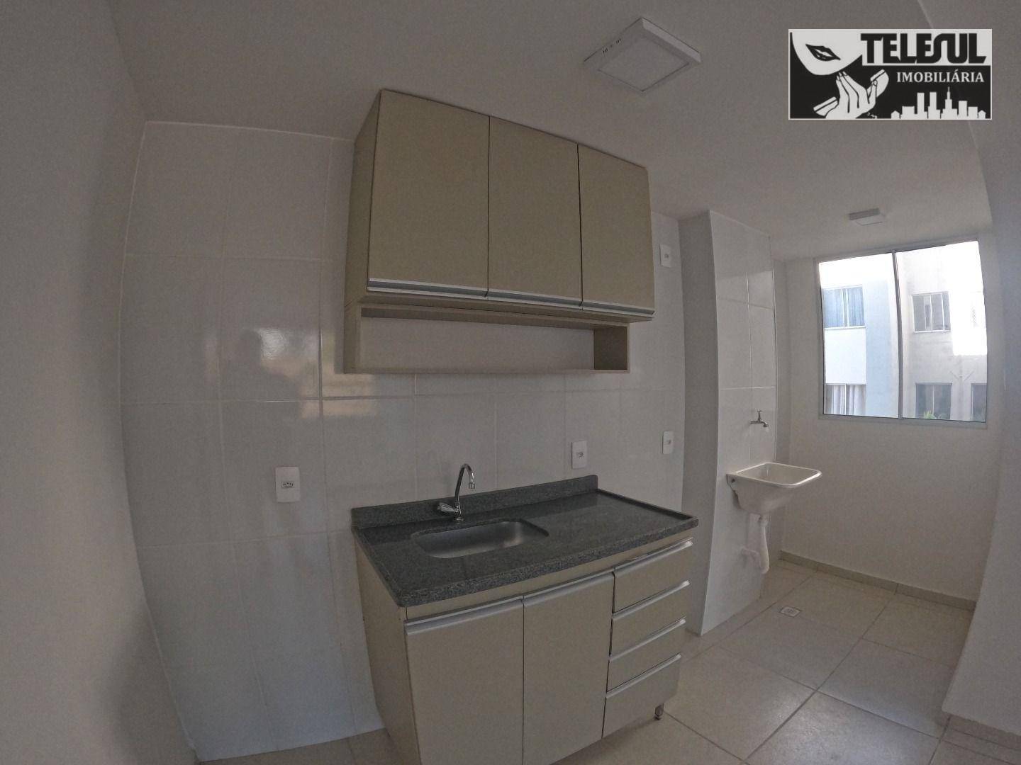 Apartamento para alugar com 2 quartos, 313m² - Foto 3