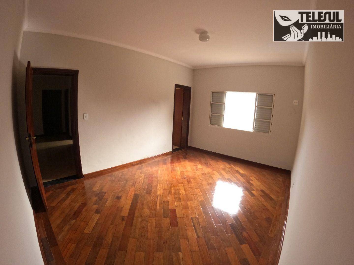 Casa à venda com 9 quartos, 750m² - Foto 19