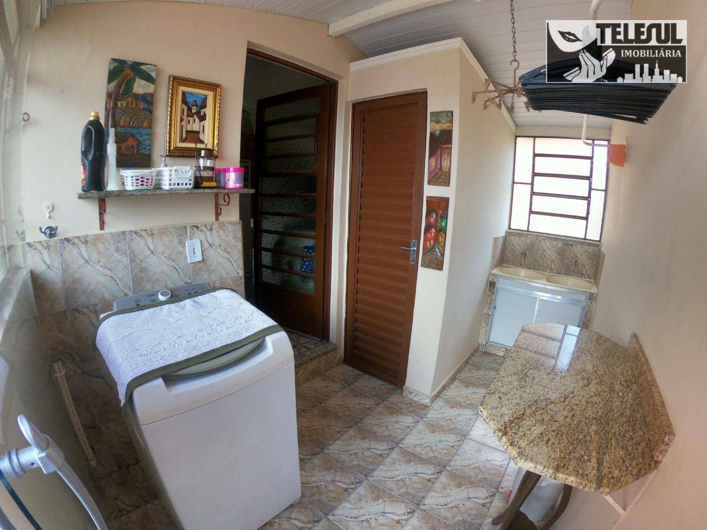 Casa à venda com 3 quartos, 250m² - Foto 11