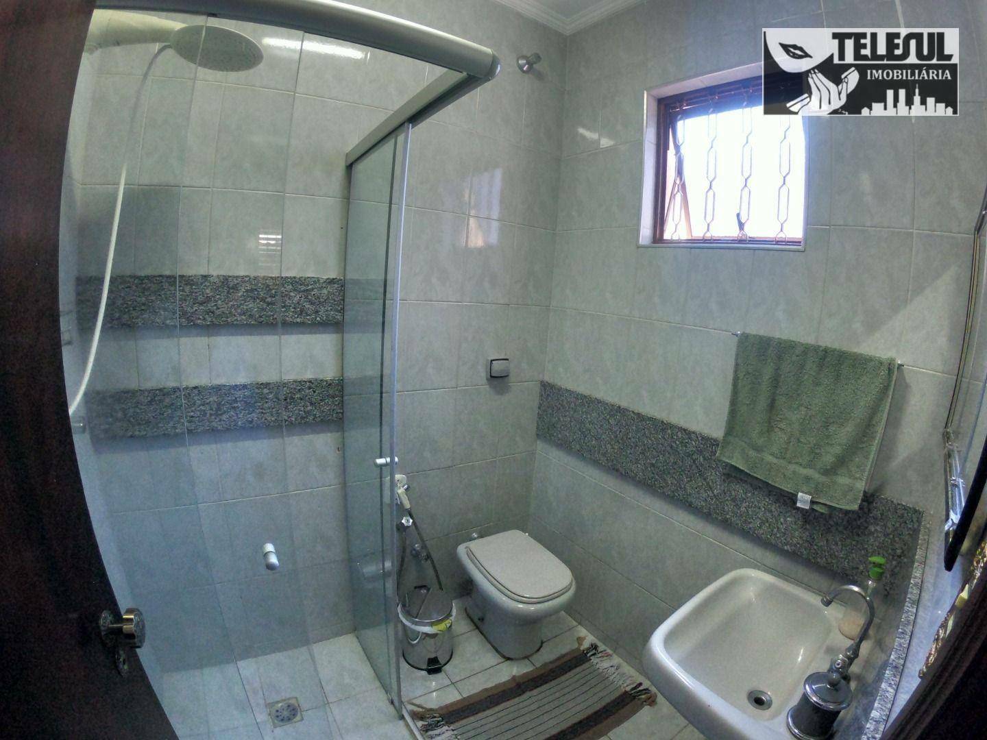 Casa à venda com 3 quartos, 250m² - Foto 17