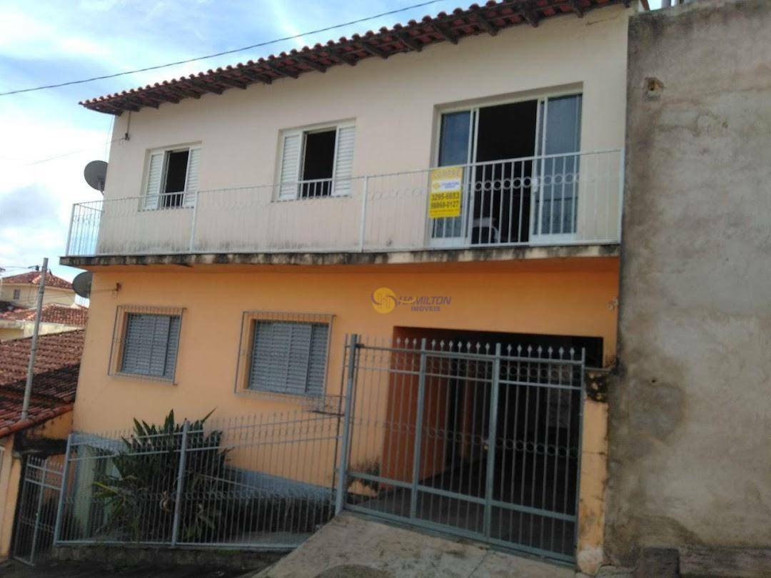 Apartamento à venda com 3 quartos, 180m² - Foto 1