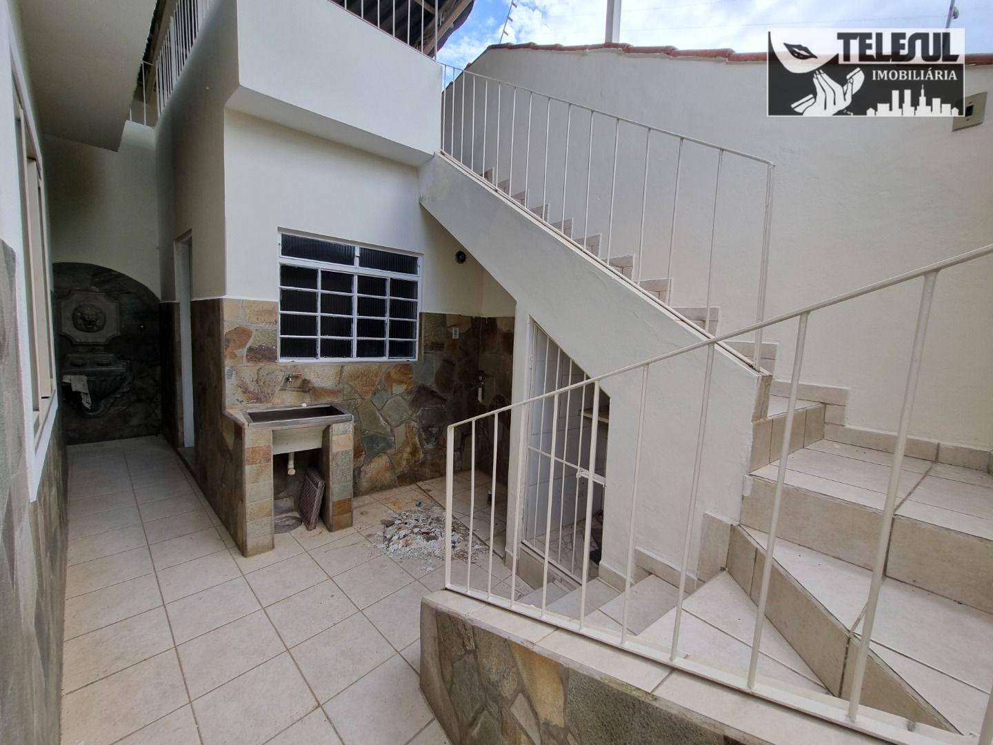 Casa à venda com 4 quartos, 199m² - Foto 14