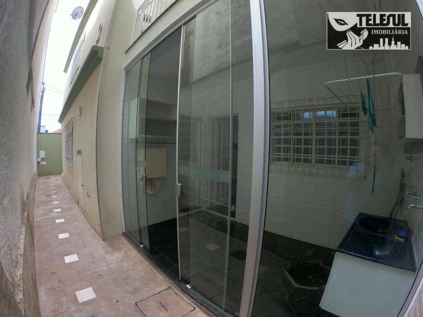 Casa à venda com 3 quartos, 136m² - Foto 7