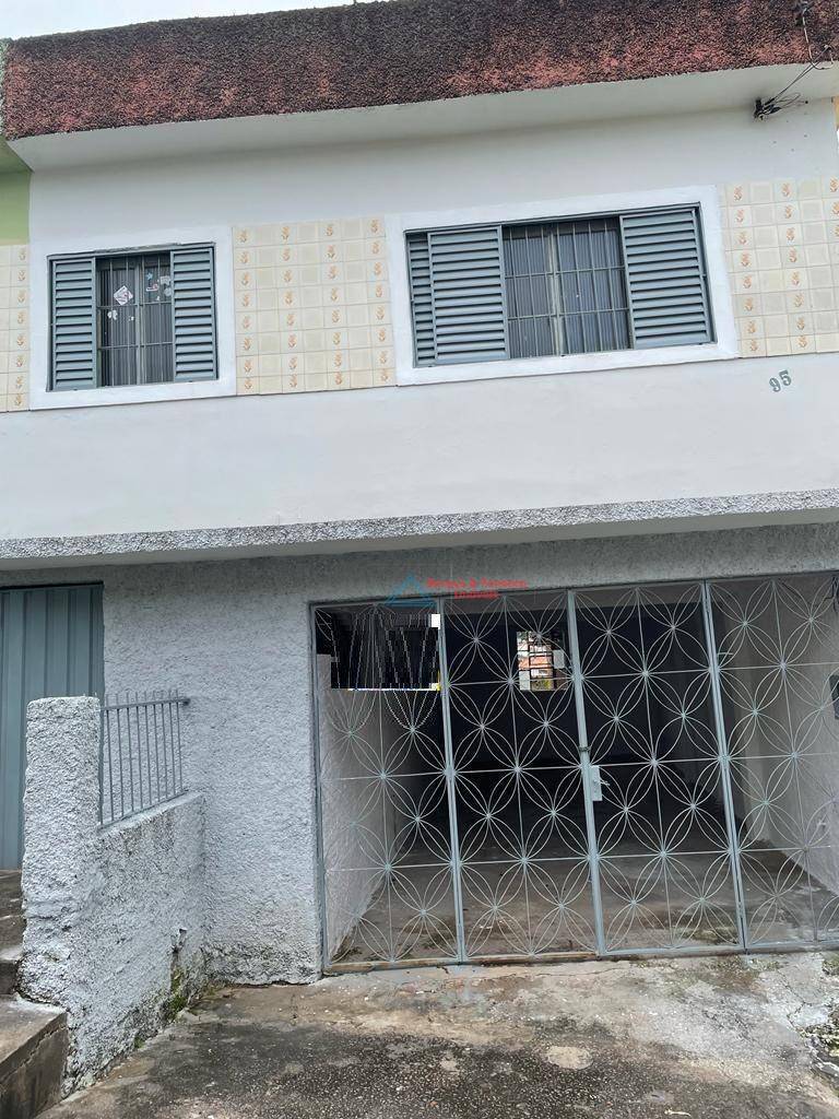 Casa à venda com 2 quartos, 186m² - Foto 2