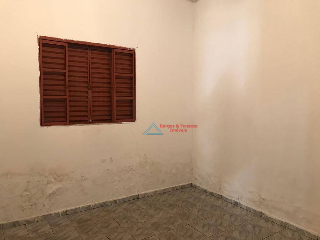 Chácara à venda com 2 quartos, 750m² - Foto 16