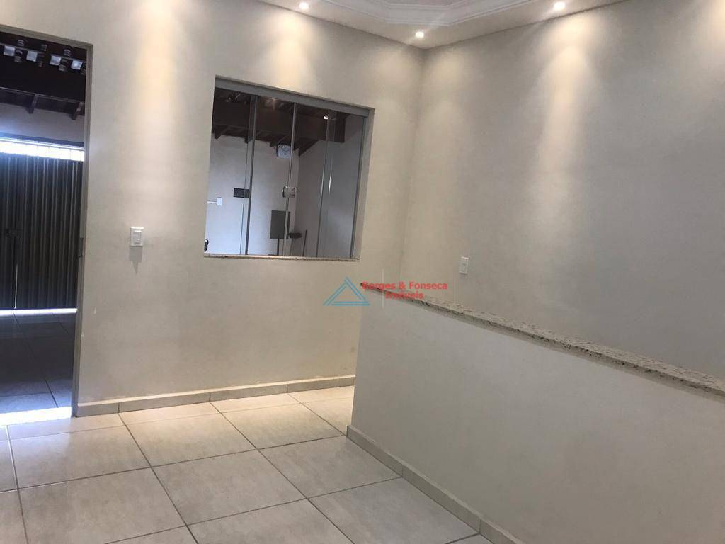 Casa à venda com 2 quartos, 102m² - Foto 3