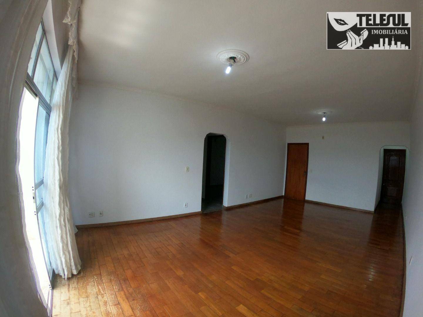 Apartamento, 3 quartos, 160 m² - Foto 2