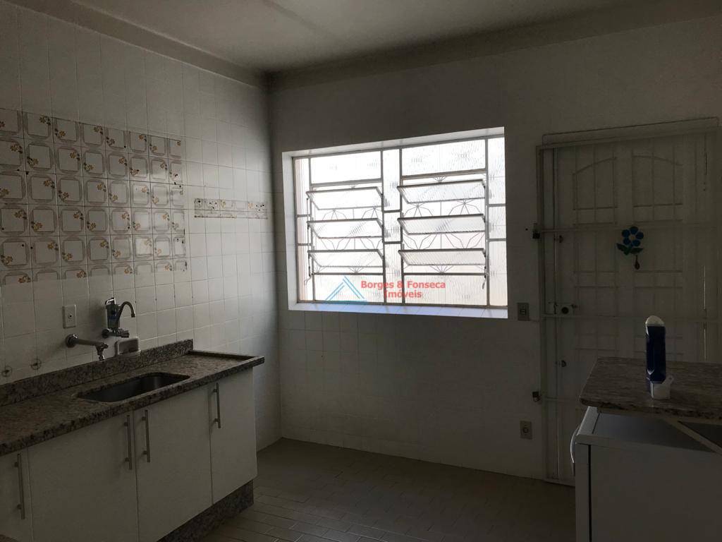 Casa à venda com 6 quartos, 360m² - Foto 21