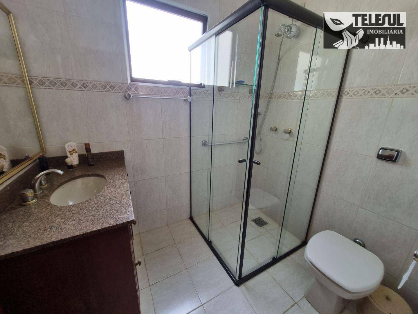 Casa à venda com 4 quartos, 382m² - Foto 13