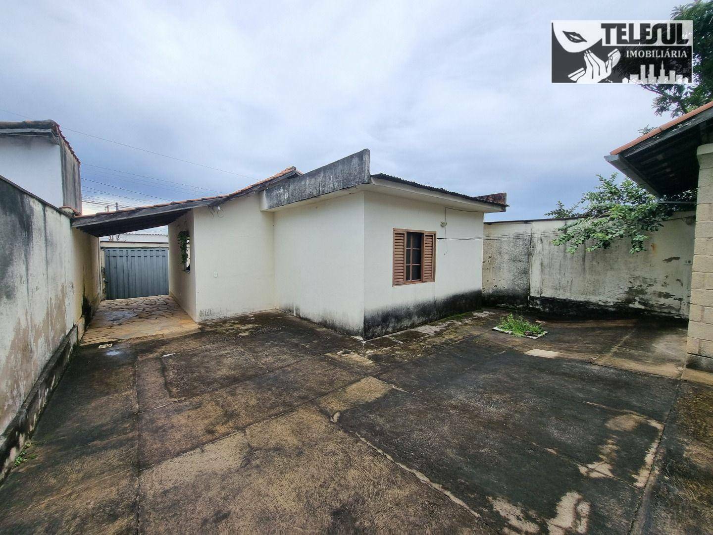 Casa à venda com 1 quarto, 200m² - Foto 10