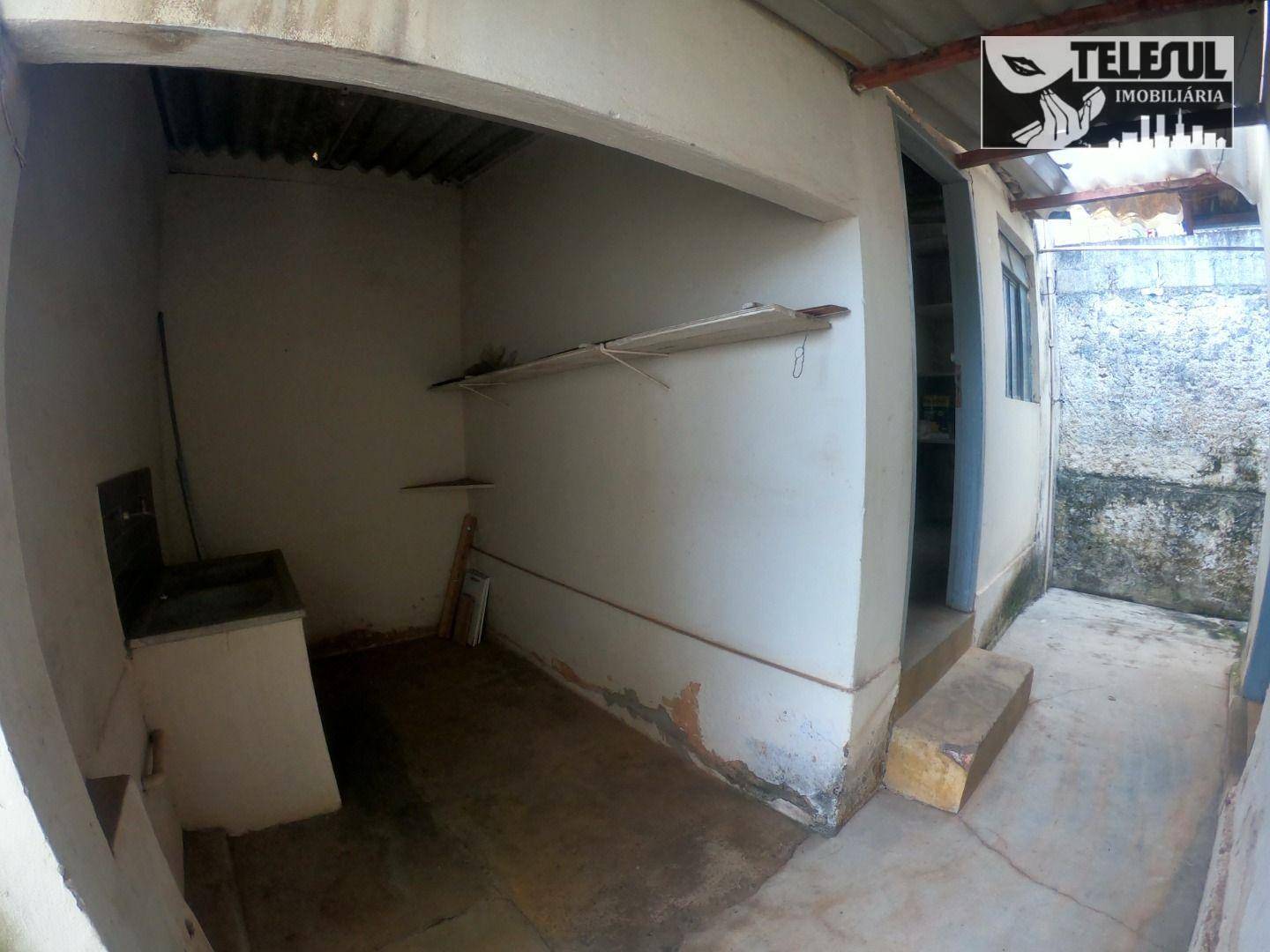 Casa à venda com 5 quartos, 250m² - Foto 8