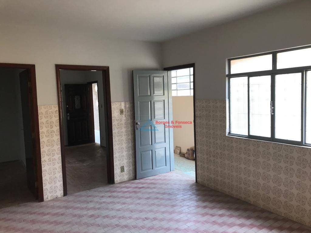 Casa à venda com 5 quartos, 278m² - Foto 8