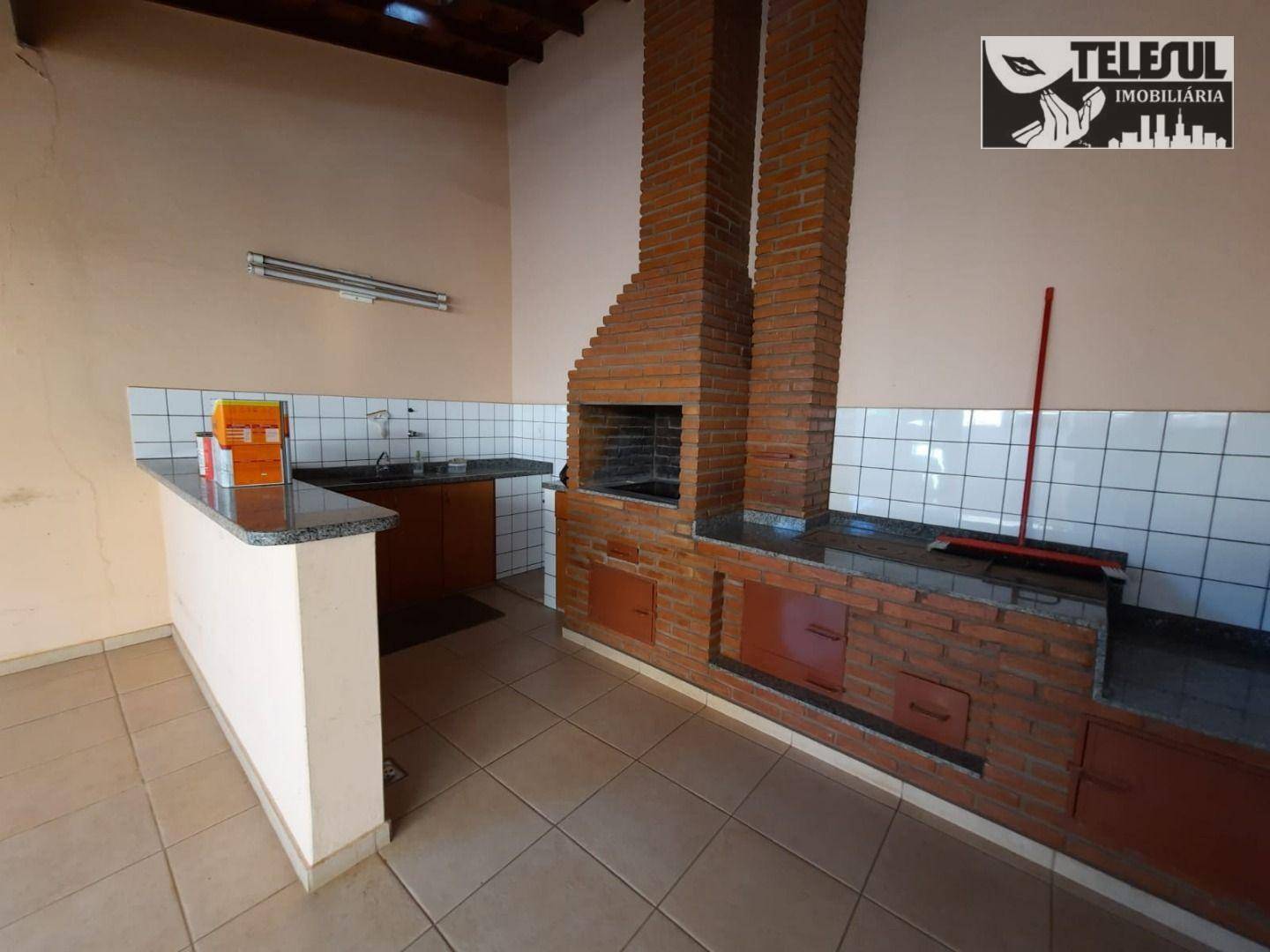 Casa à venda com 3 quartos, 360m² - Foto 14