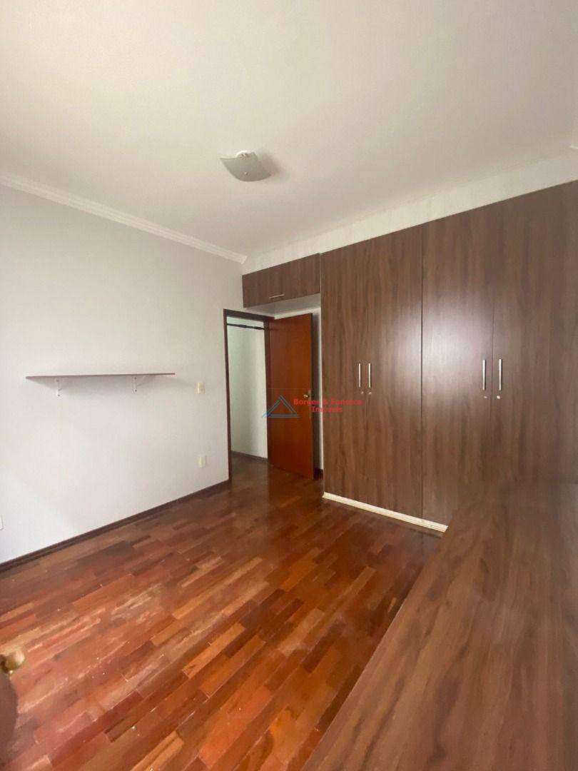 Casa à venda com 3 quartos, 250m² - Foto 19