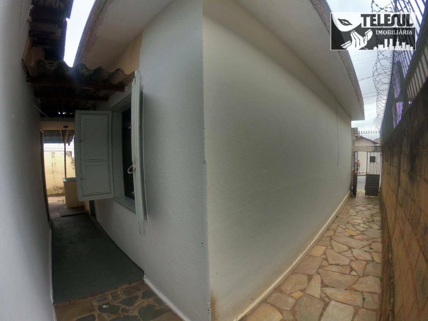 Casa à venda com 3 quartos, 215m² - Foto 8