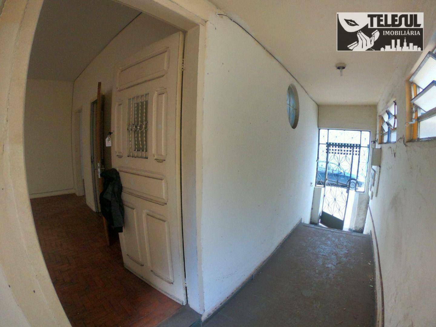 Casa à venda com 4 quartos, 201m² - Foto 1