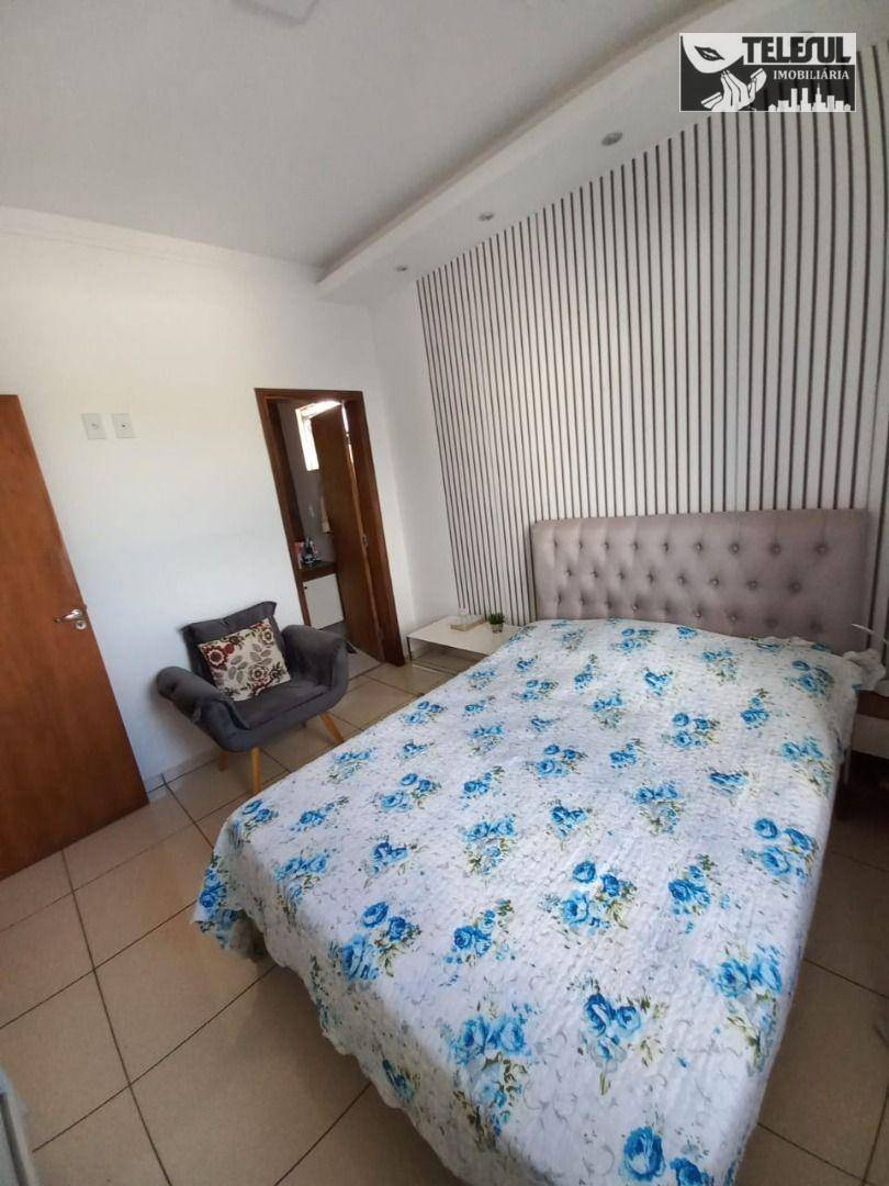 Casa à venda com 3 quartos, 200m² - Foto 3