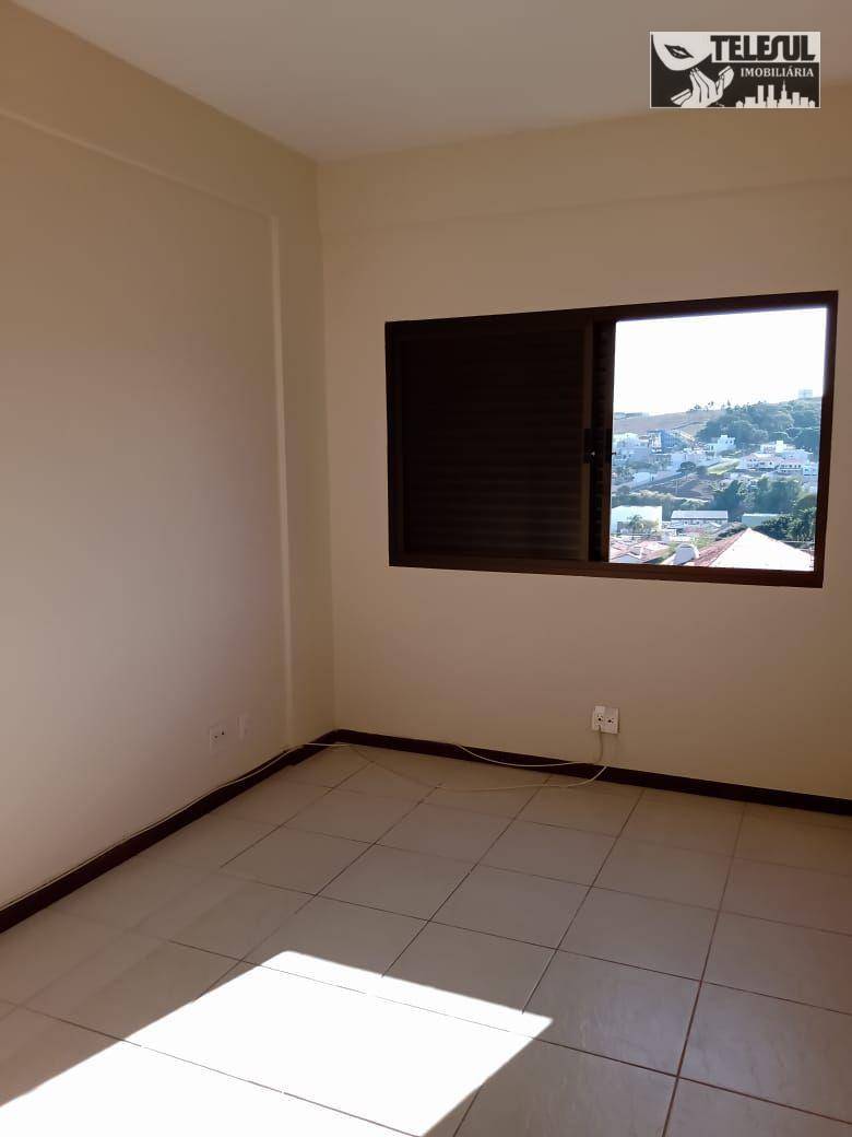 Apartamento à venda com 3 quartos - Foto 7