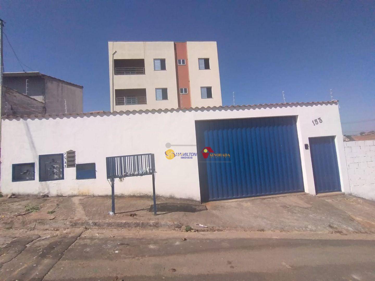 Apartamento para alugar com 3 quartos, 107m² - Foto 1