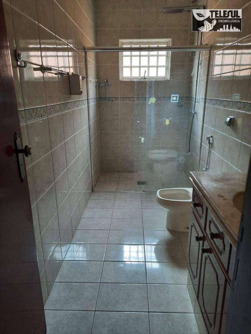 Casa à venda com 3 quartos, 360m² - Foto 8