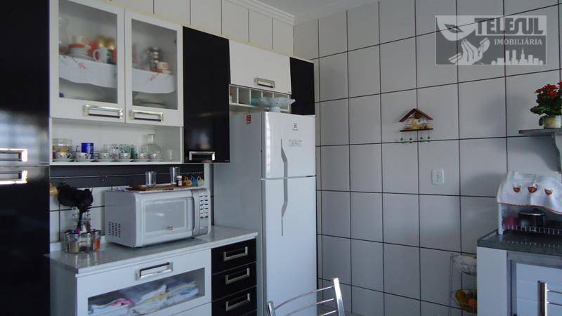 Casa à venda com 3 quartos, 360m² - Foto 23